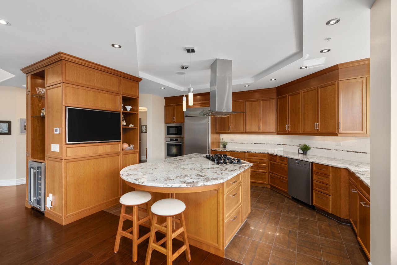 690 Princeton Way SW Unit: 801