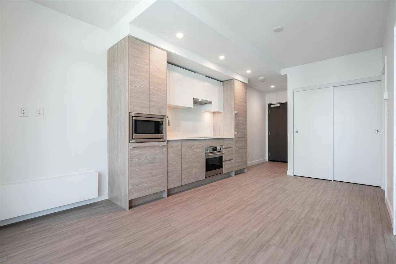 13655 Fraser Hwy, #1707