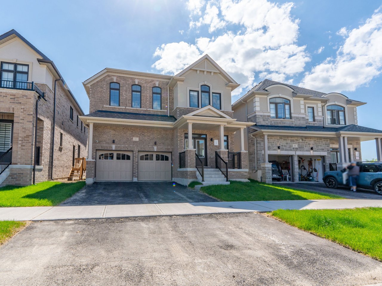 43 Donald Ingram Crescent