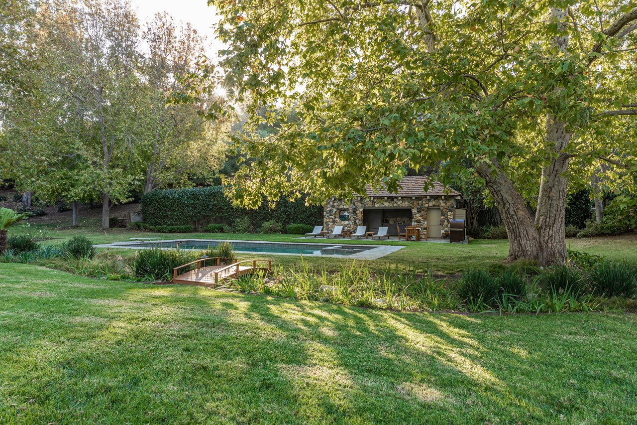 5721 Bonsall Dr