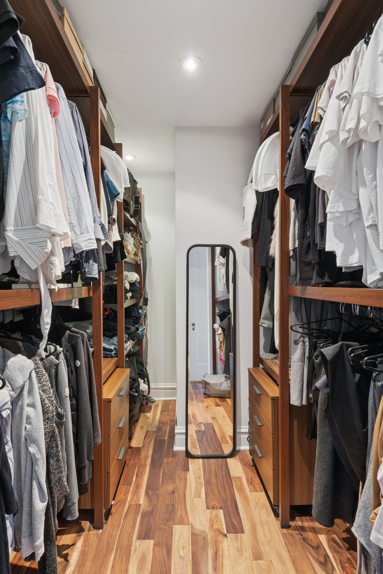 3500 North Lake Shore Drive 6D 