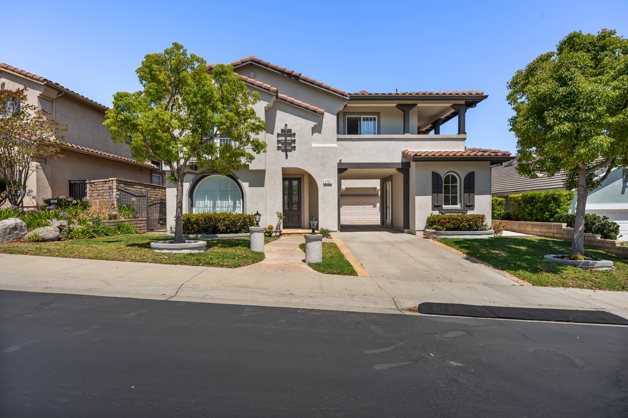 Thousand Oaks Lease