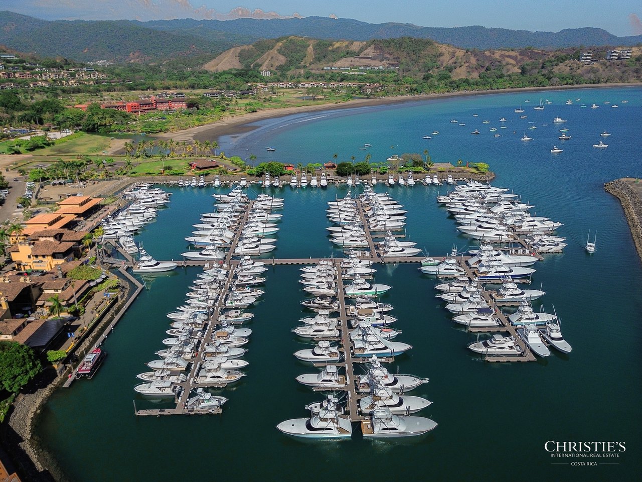 Los Sueños Resort | Colina 13C – 3-Bedroom Golf-View Residence