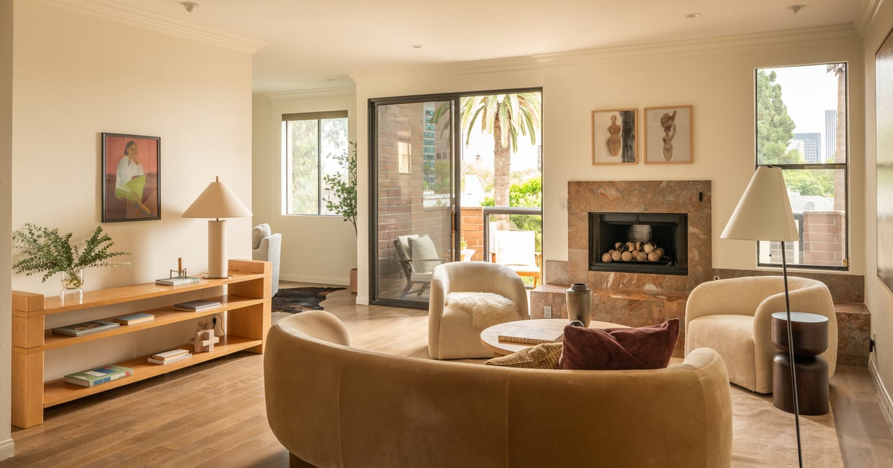 235 S Tower Dr Unit: 301, Beverly Hills 