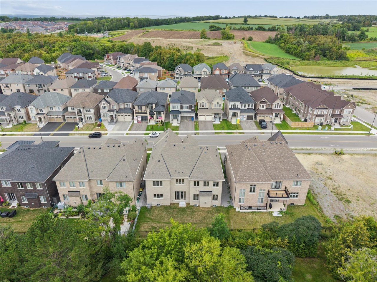72 Silk Twist Drive, East Gwillimbury