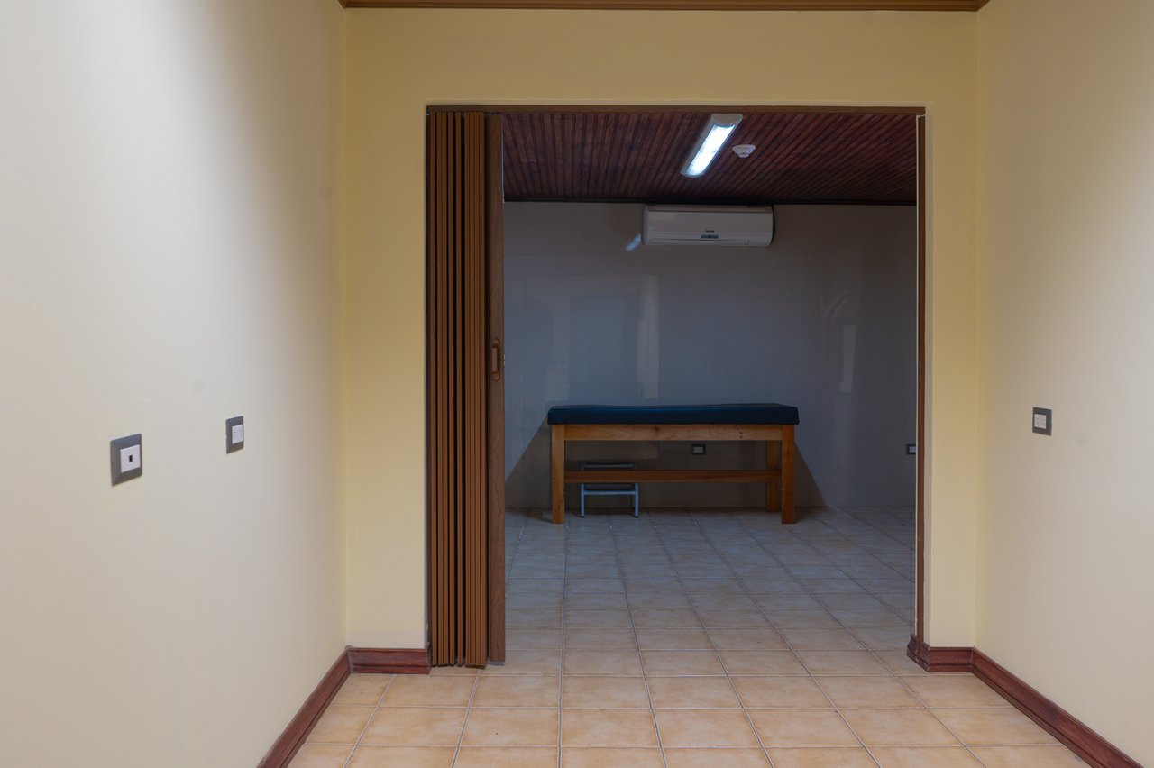 Ready for operations | Office building in downtown San Isidro