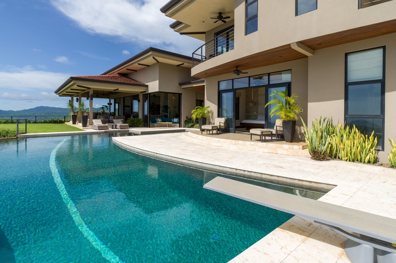 Casa Symbiotica | Luxury 5-Bedroom Ocean-View Estate in Mar Vista