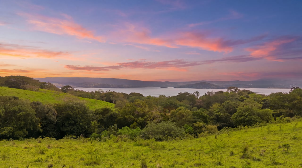 1.9 Acre Lake View Property Arenal - Tilaran 