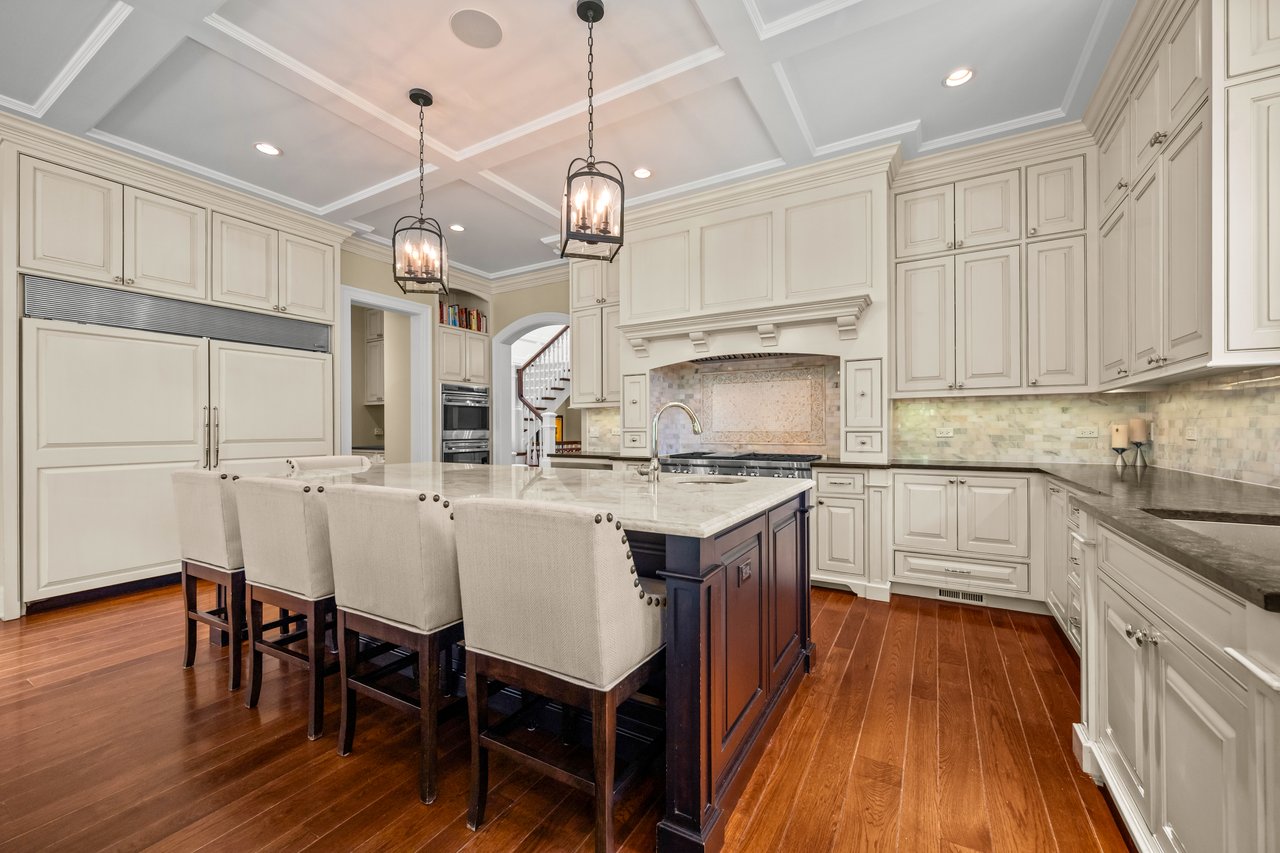 569 Briar Ln
