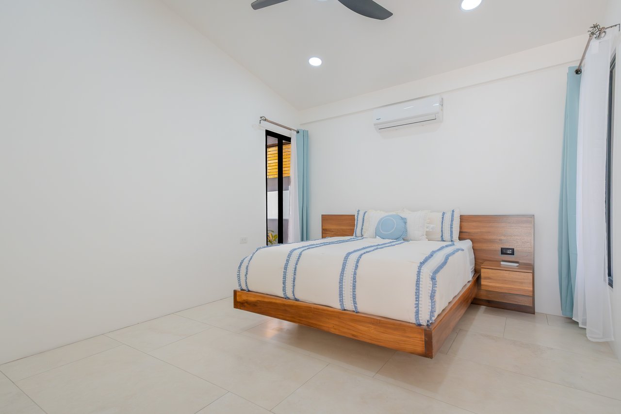 LOCATION,LOCATION, LOCATION – 3-BEDROOM VILLA STEPS FROM THE BEACH