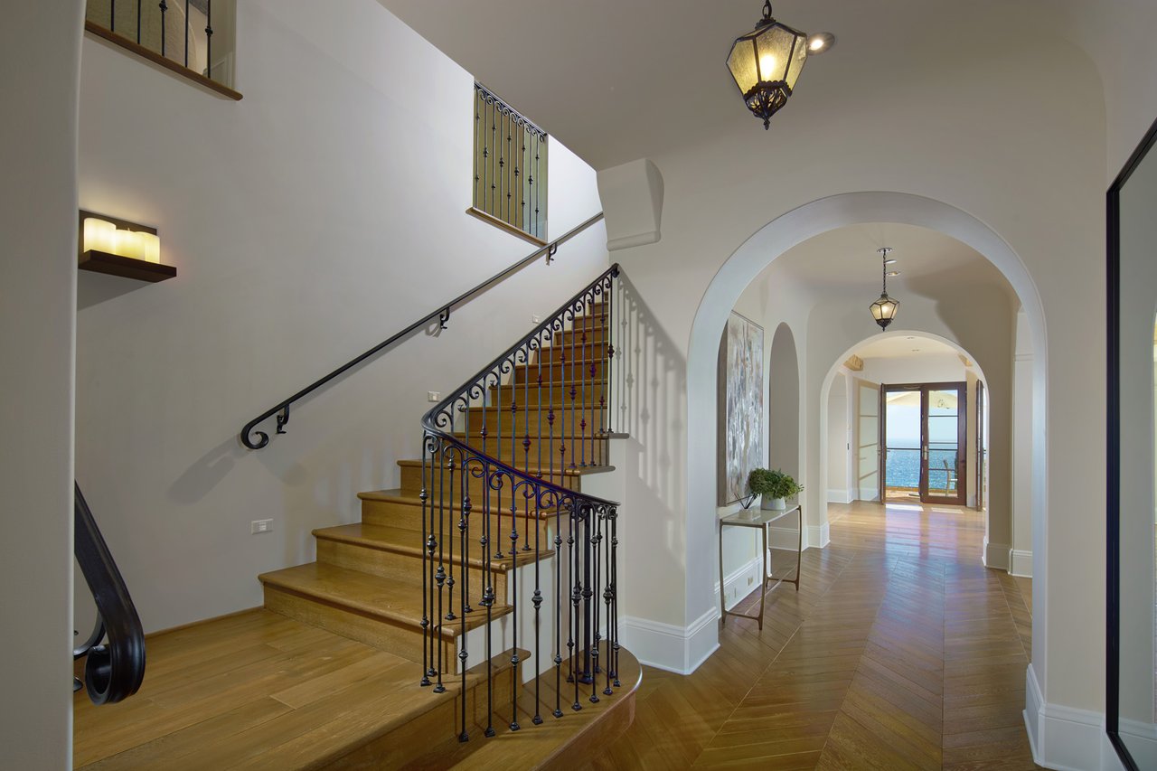 49 Beach View Avenue