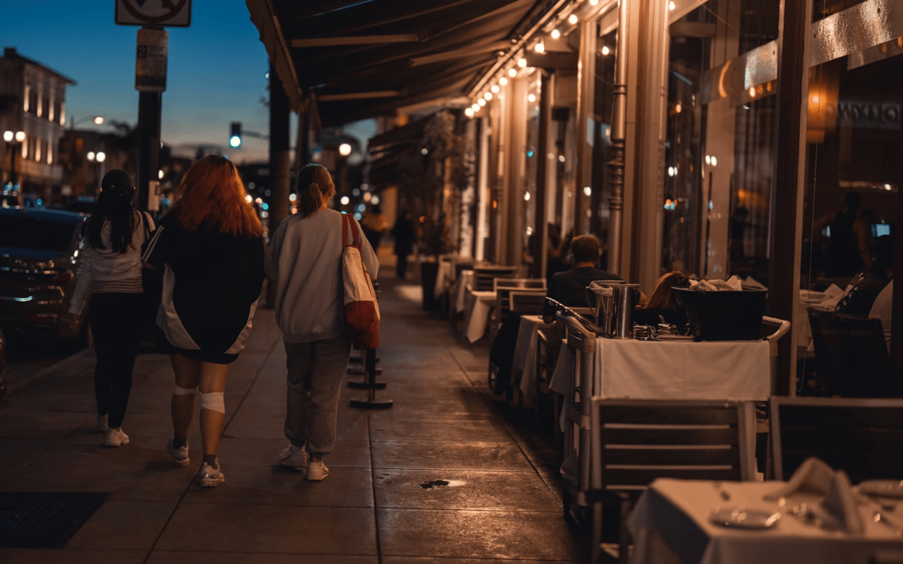 Neighborhood Amenities That Increase Home Value