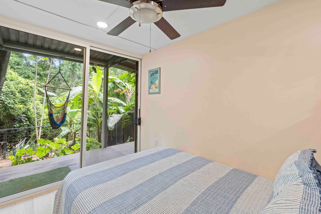 Casa Lemonpaloosa | Very Private Container Home!