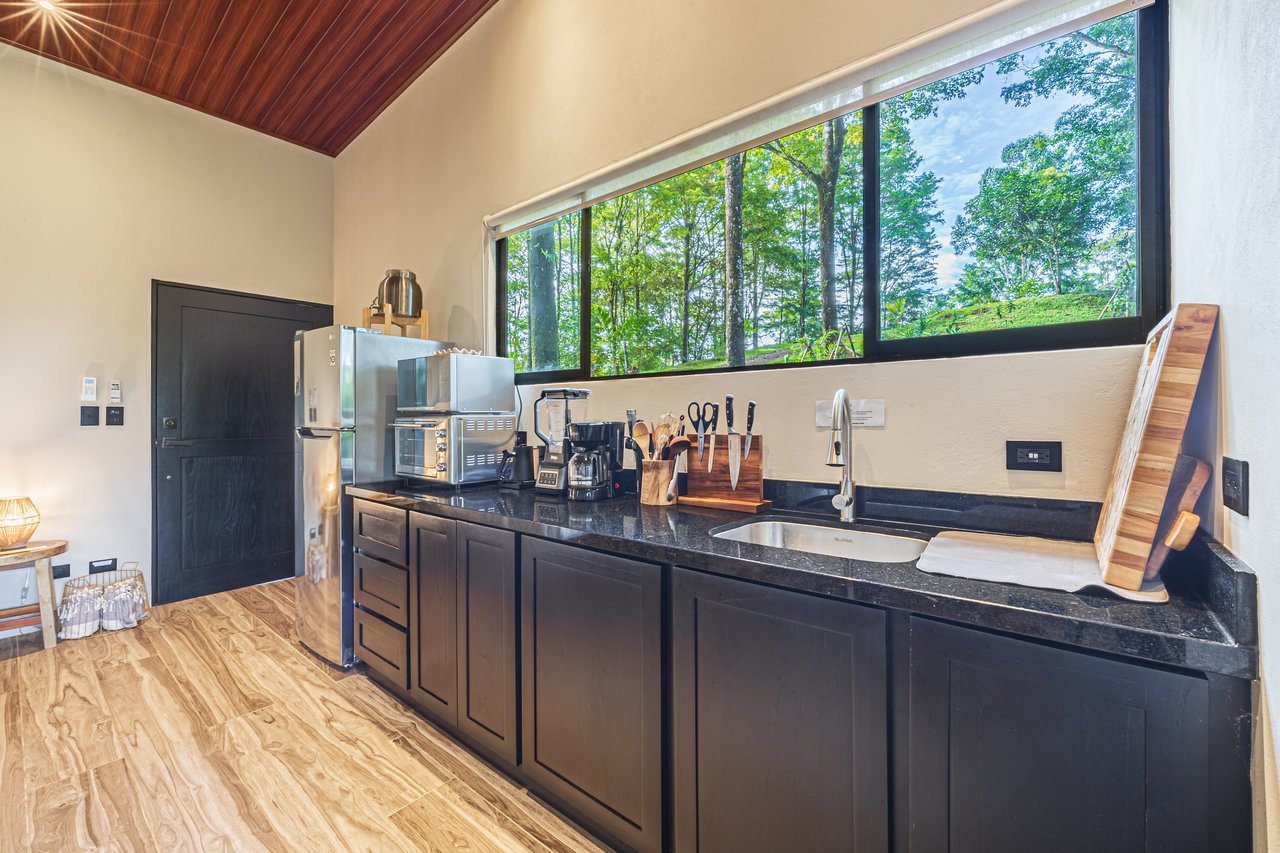 La Sombra Villas, Where Nature Meets Comfort in Tinamates!