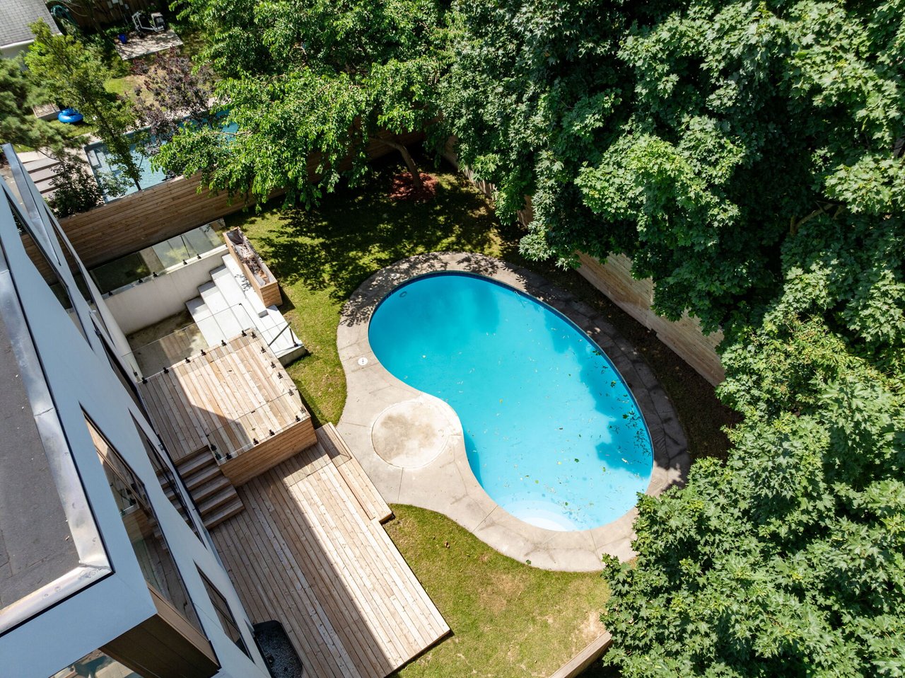 1405 Acton Crescent