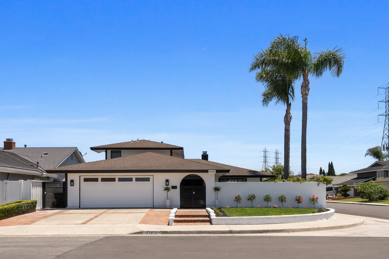 21212 Binghampton Cir