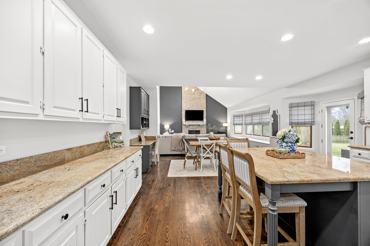 6208 Osage Ave, Downers Grove