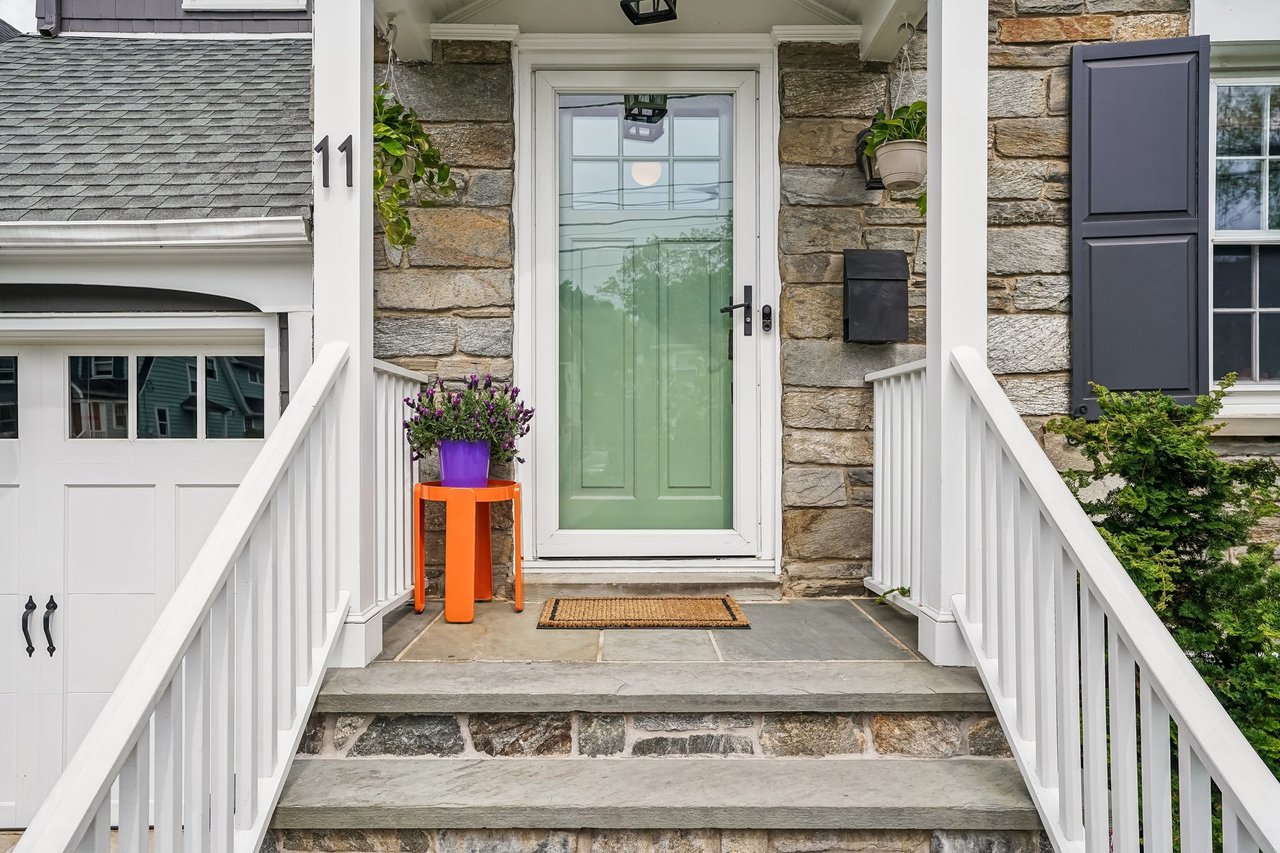 11 Kendal Avenue