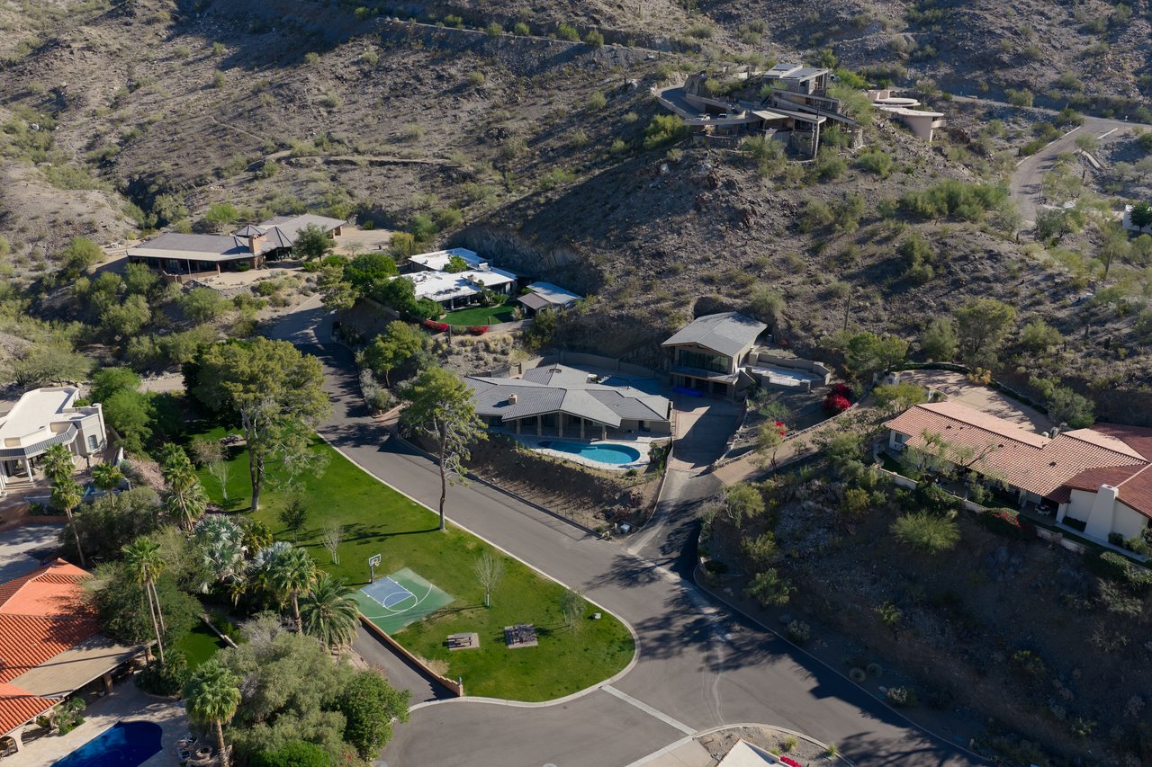 3500 E LINCOLN DR #26