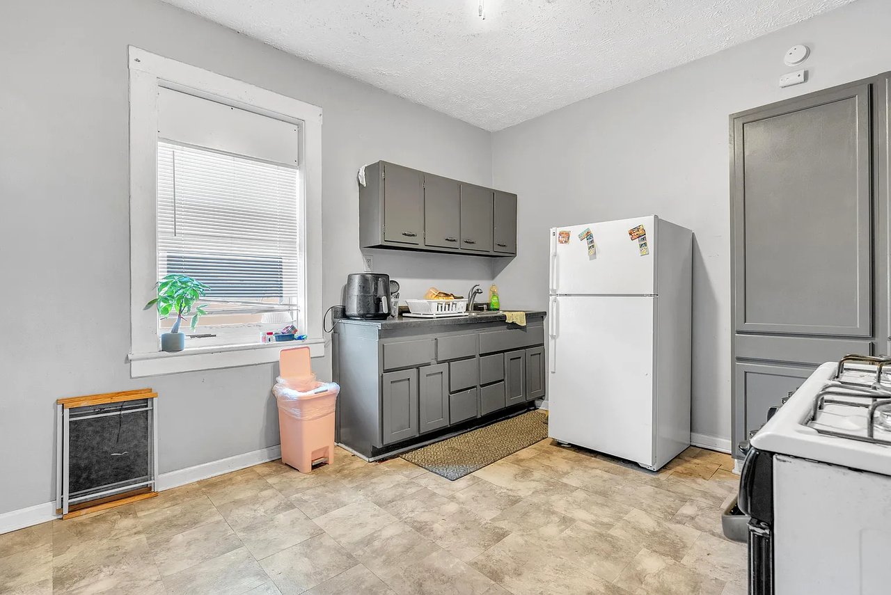 4947 Northcote Avenue, East Chicago, IN