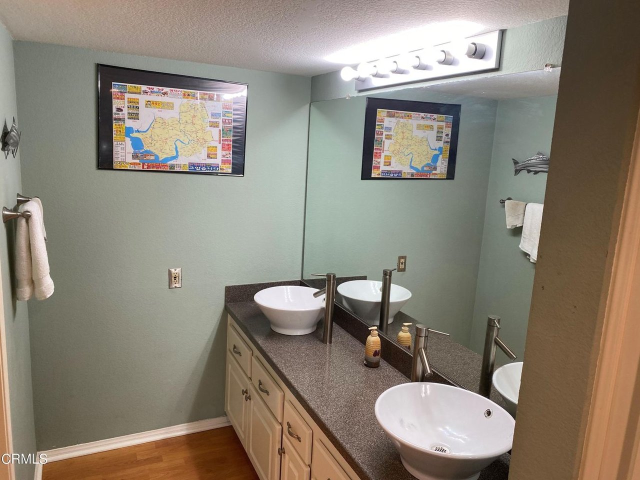 1616 Granville Ave, Unit 205