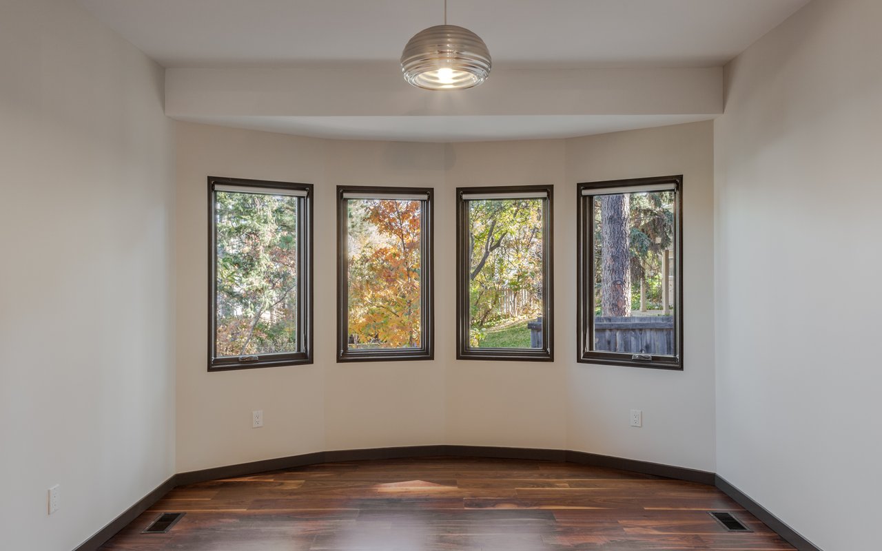 437 University Avenue