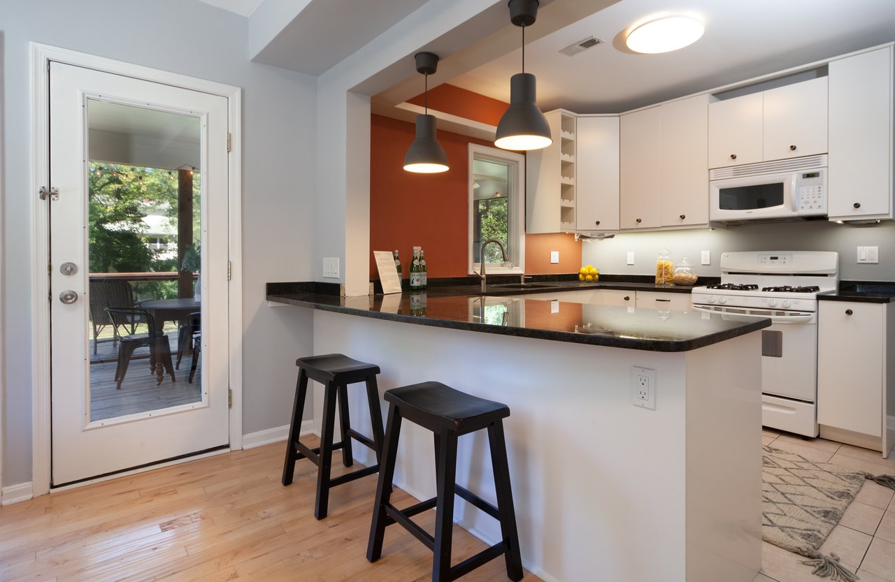 4110 30th St. Mount Rainier