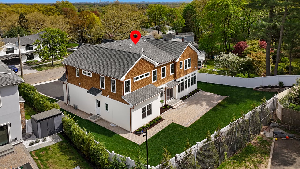 229 Bogert Pl