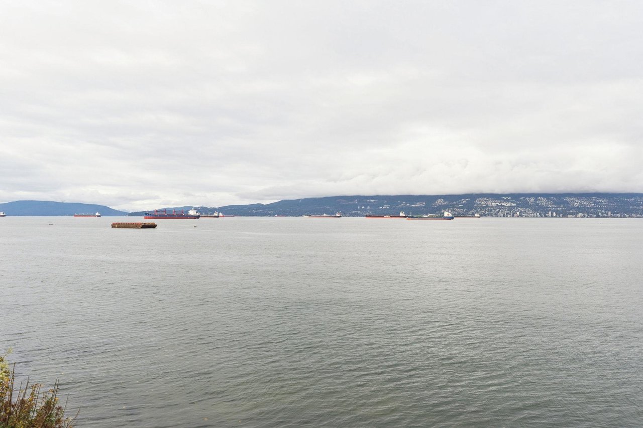 3243 Point Grey Rd