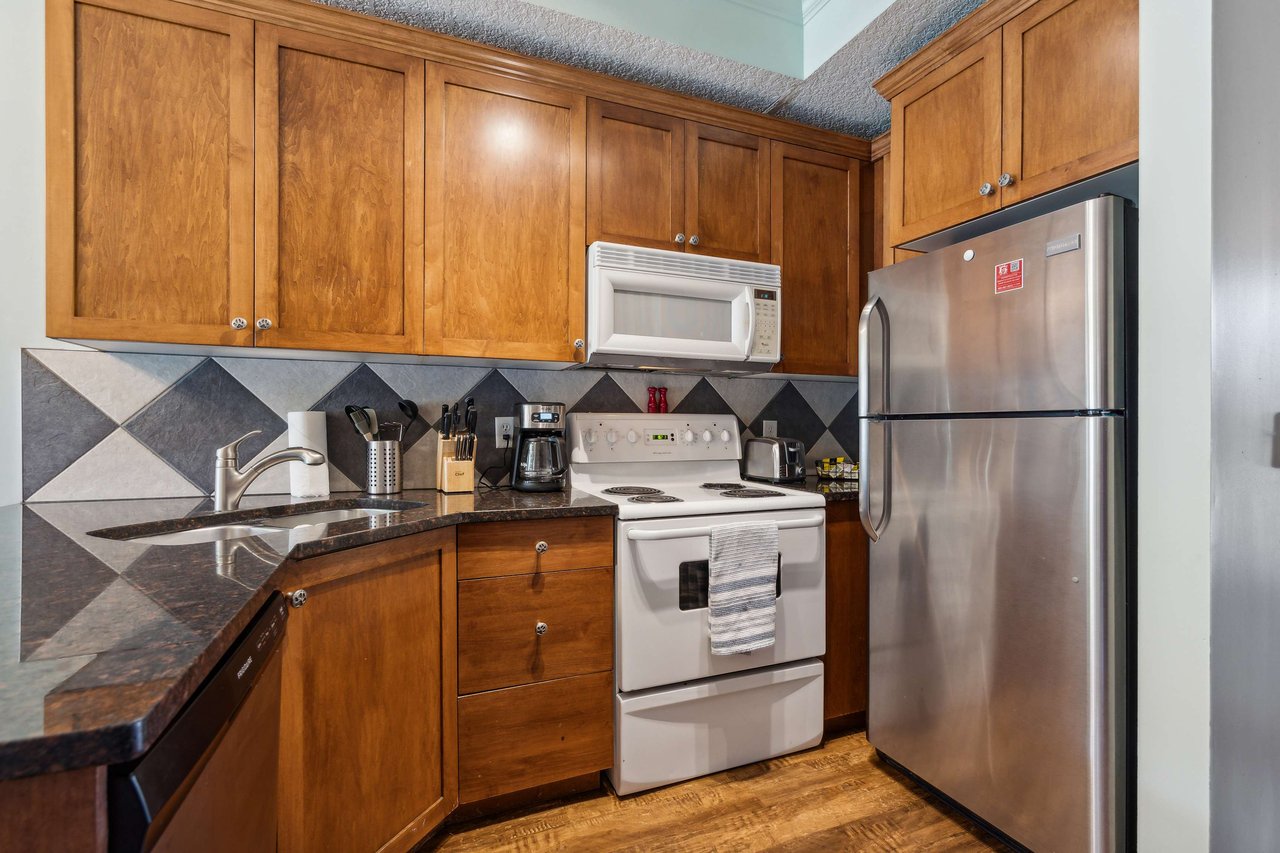 140 Kananaskis Way Unit: 105