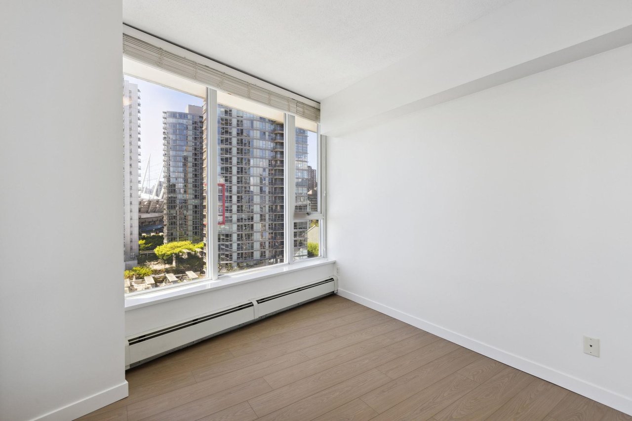 1807-188 Keefer Pl