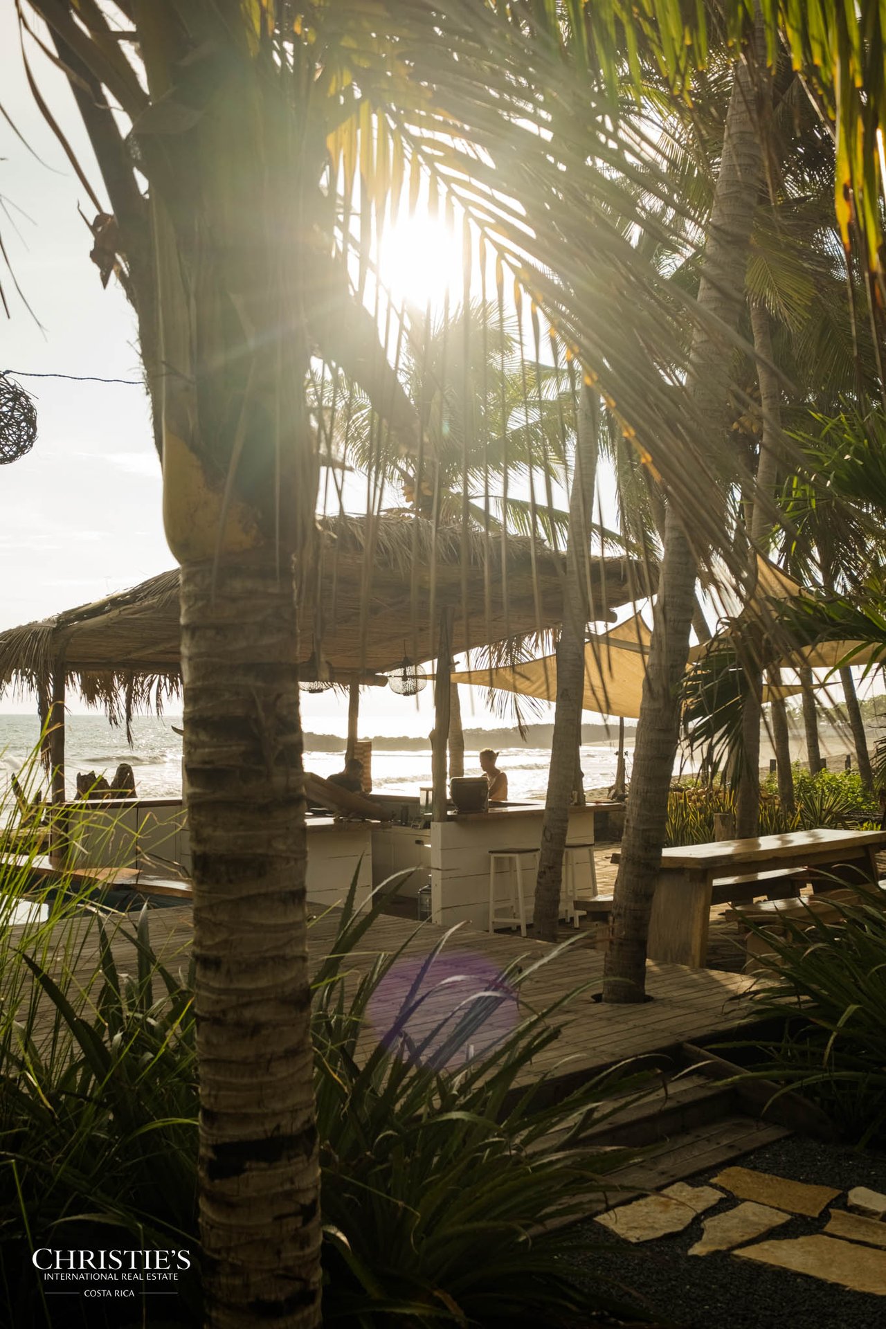 Mandla Boutique Coastal Retreat with World-Class Surf