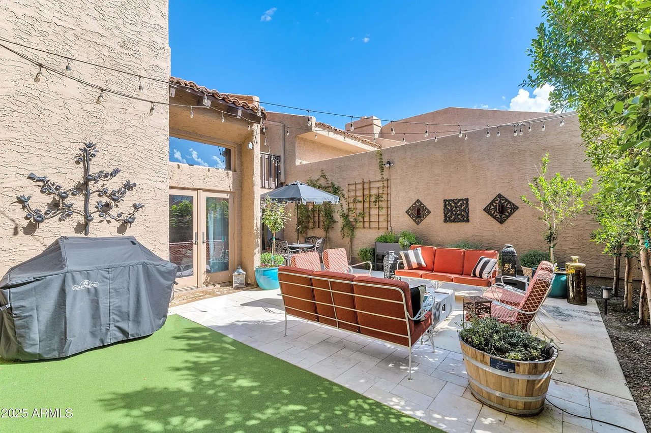 4434 E Camelback Rd Unit 137