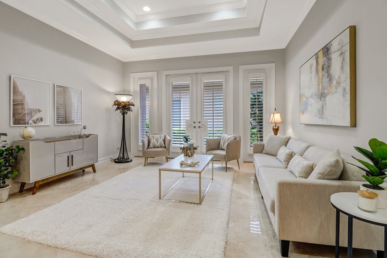 2270 Silver Palm Pl