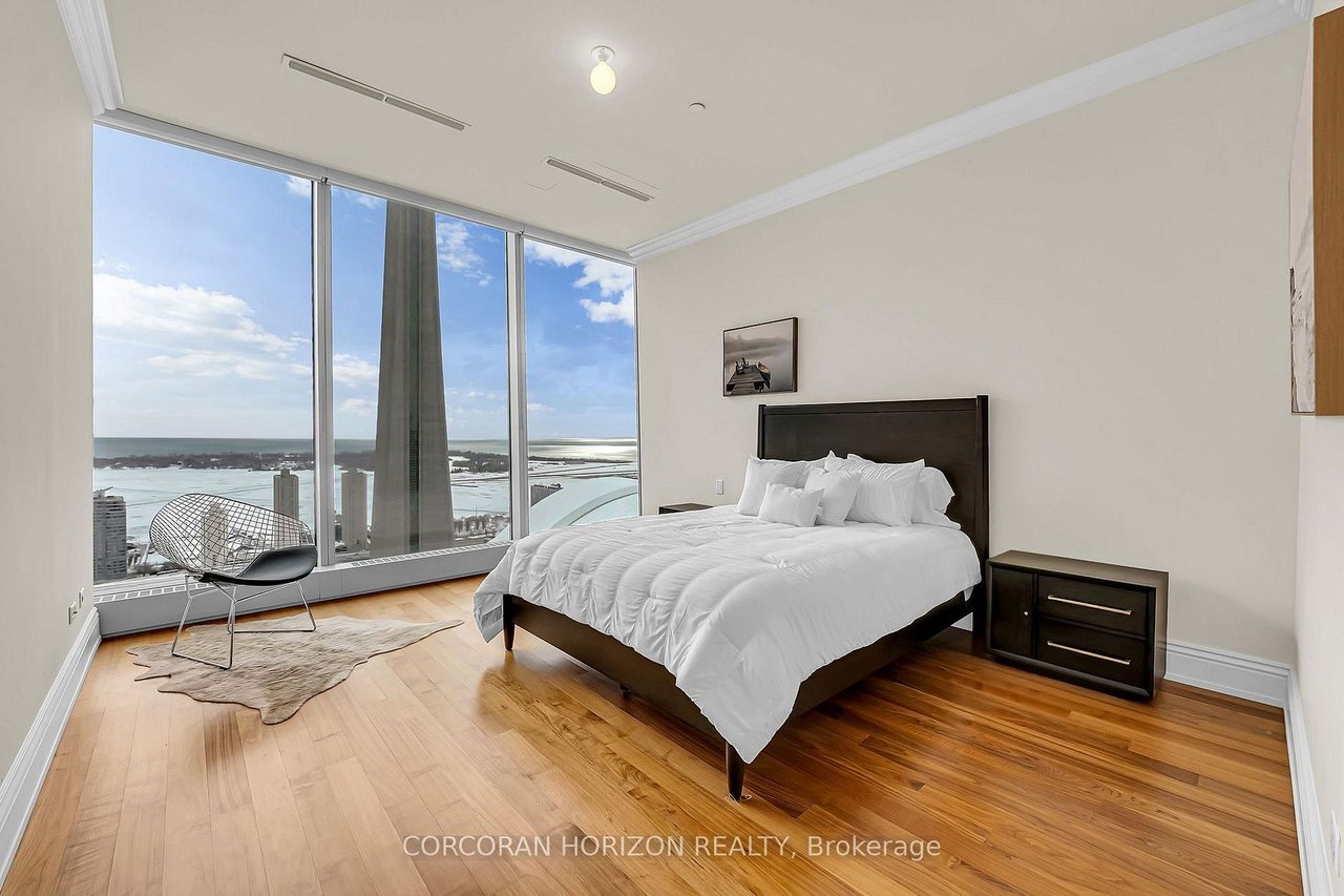 THE RITZ-CARLTON RESIDENCES FOR LEASE