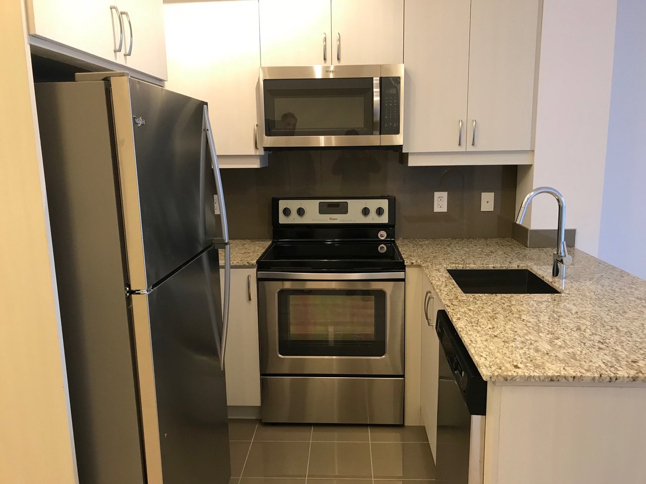 9201 Yonge St Unit: 418