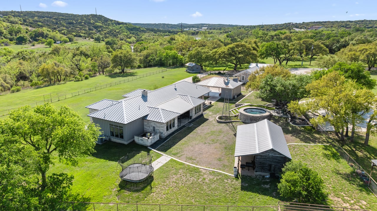 4813 Twin Acres Road