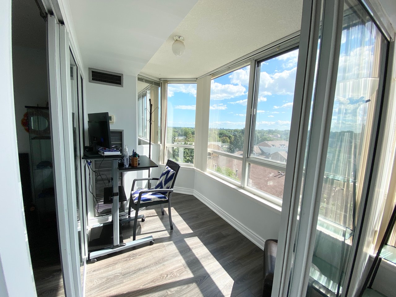 1001 Cedarglen Gate #522