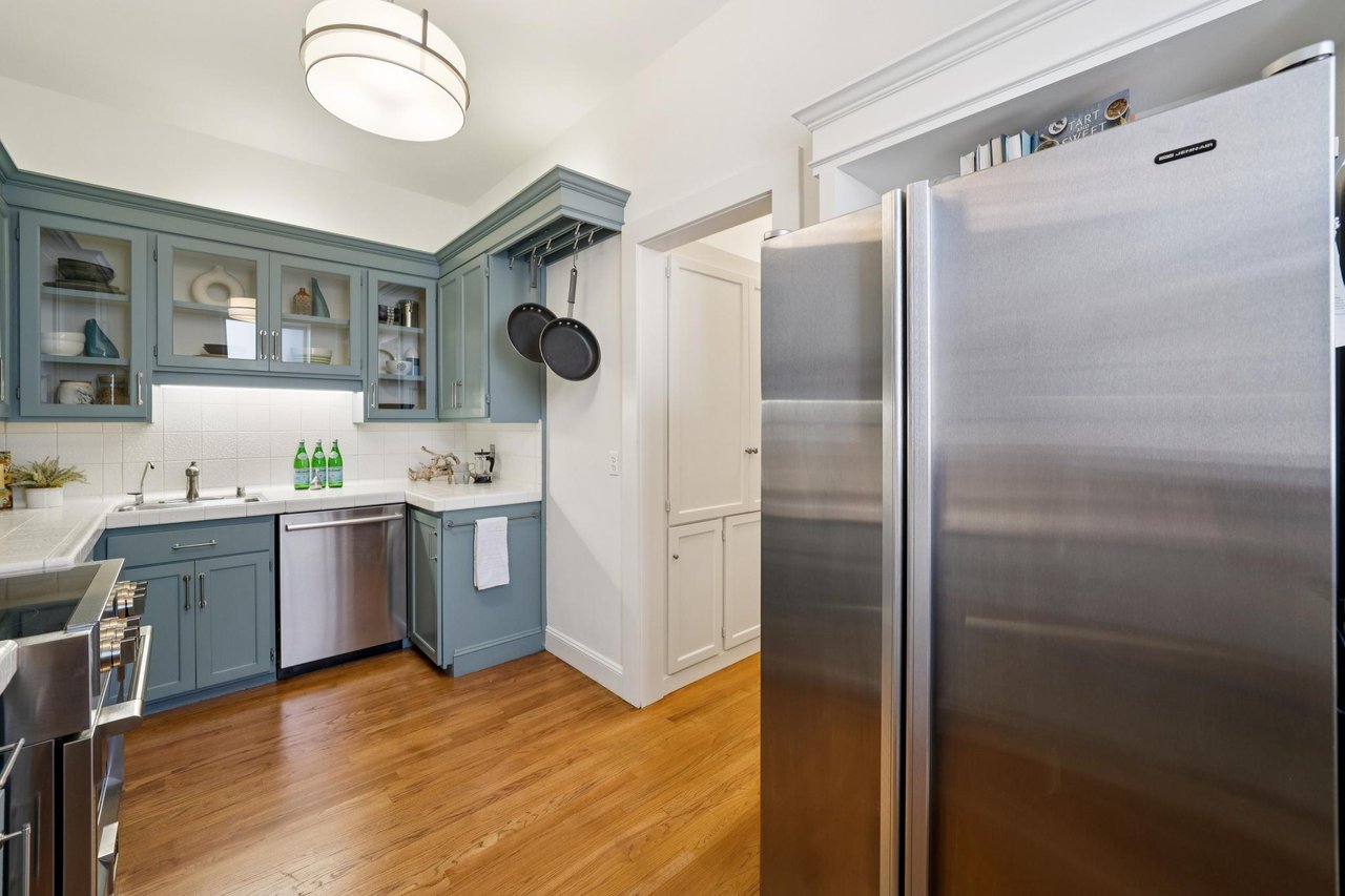 795 Sutter Street # 302
