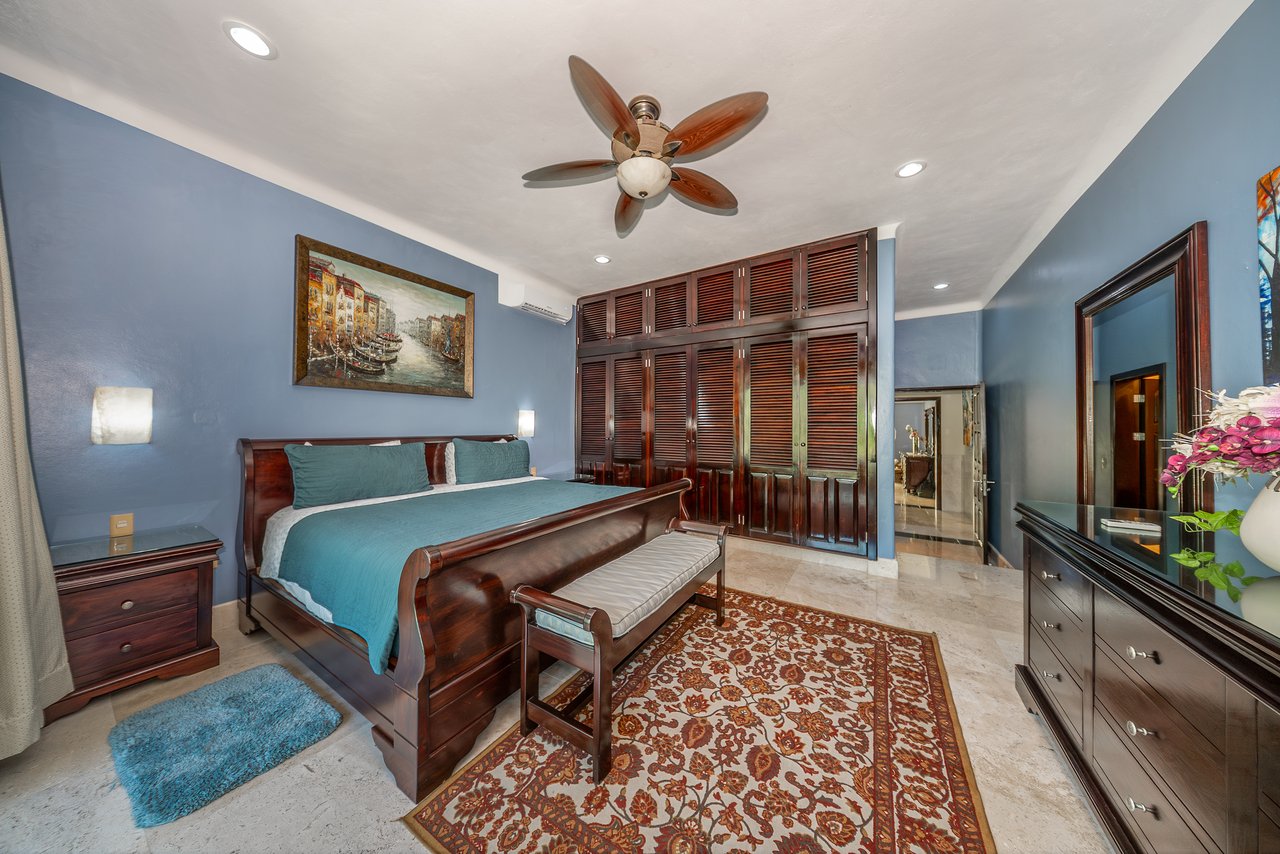 Villa Maravilla Puerto Aventuras | Golf-Front Luxury Villa