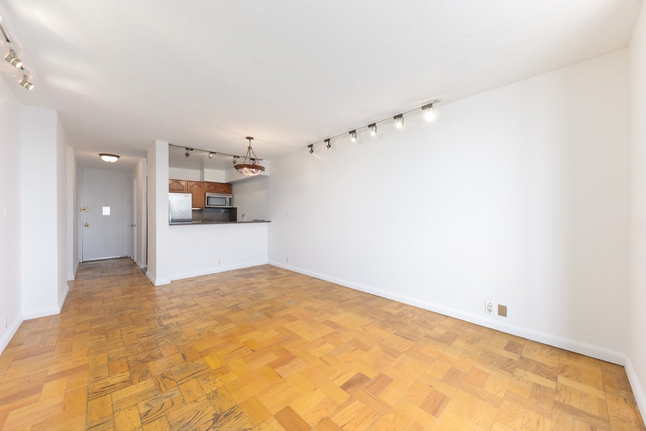 415 E. 37 St. #24B