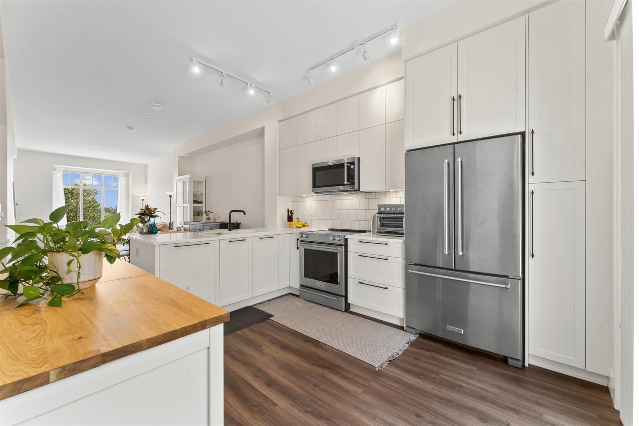 99-3552 Victoria Dr