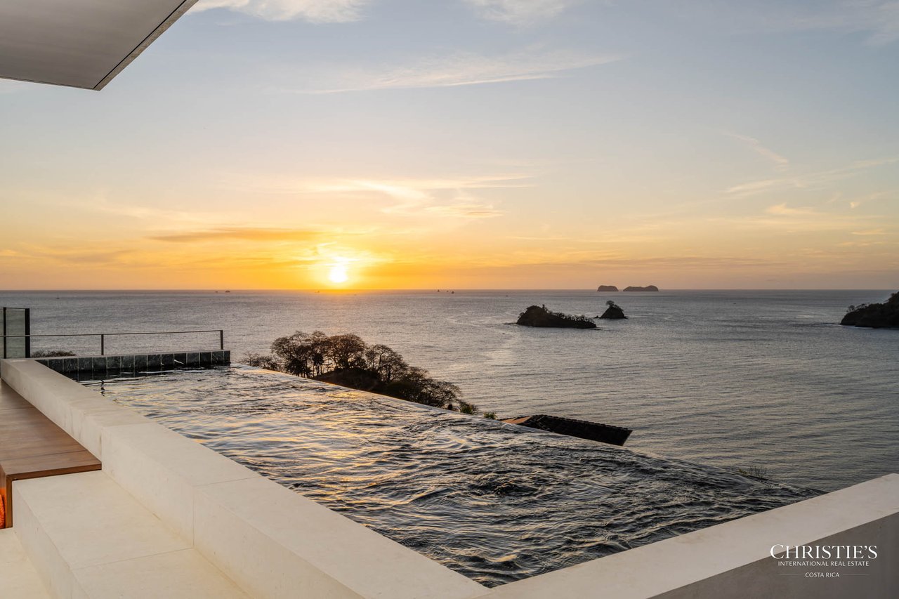 Casa Chameleon Residences Villa #2