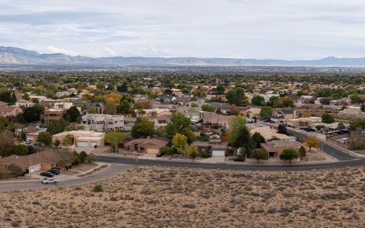 Paradise Hills & Taylor Ranch