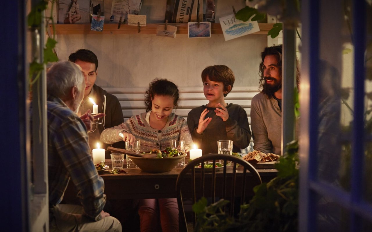 The #1 Reason People Move: To Be Closer to Family and Friends