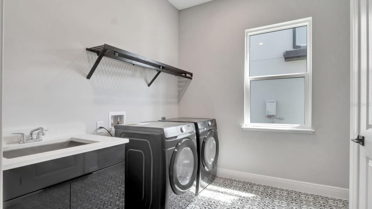 16808 Bolsena Drive, Montverde, FL 34756