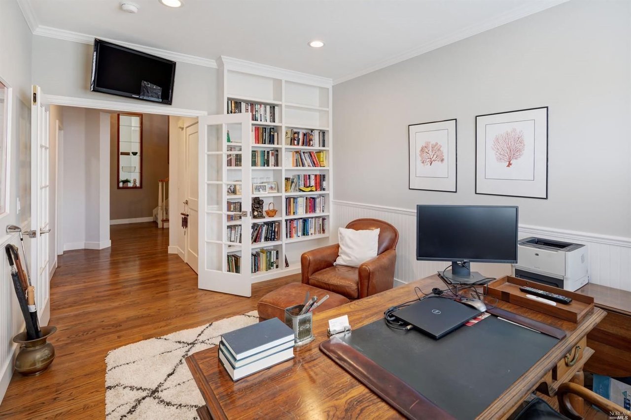 120 Oak Shade Ln