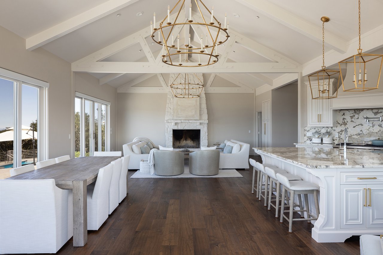 Elevated Living with Panoramic Views