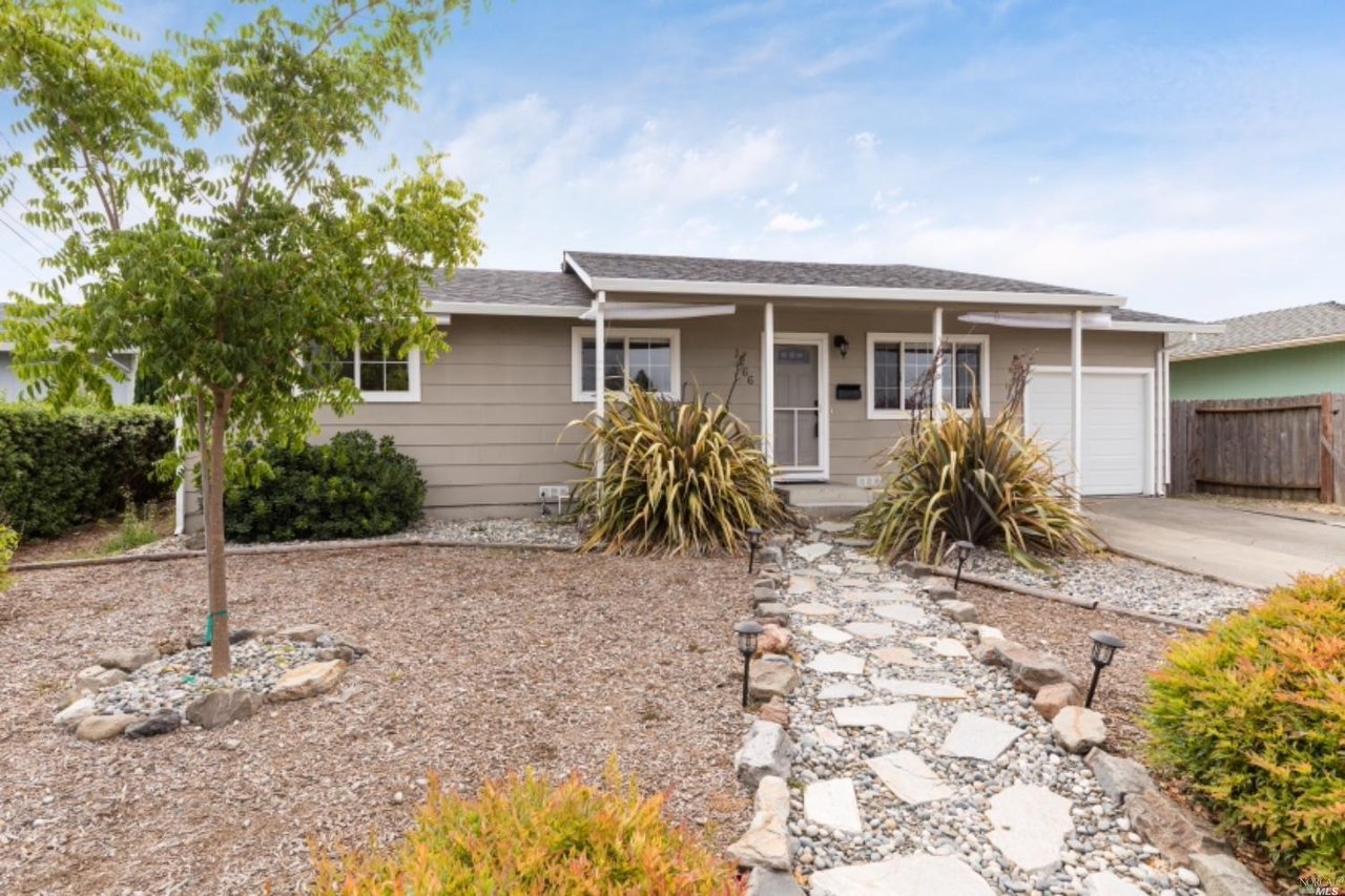 1266 Lindberg Lane