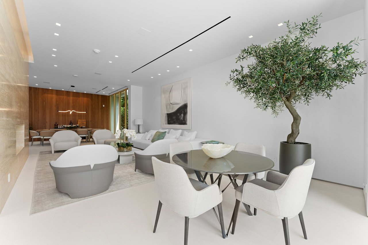 March 2025 - Karlton Companies has sold a newly constructed waterfront mansion on Allison Island in Miami Beach for $31.5 million, setting a new record for the area